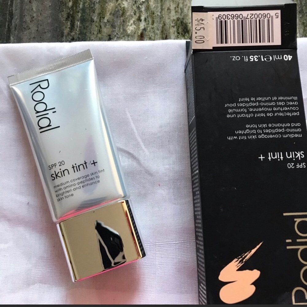Rodial Skin Tint Medium Coverage SPF 20 Capri 01